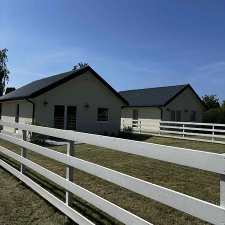 Plotka I Szprotka Боболин